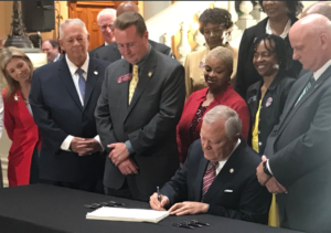 Governor Nathan Deal signs legislation establishing a regional transit governance framework, The ATL